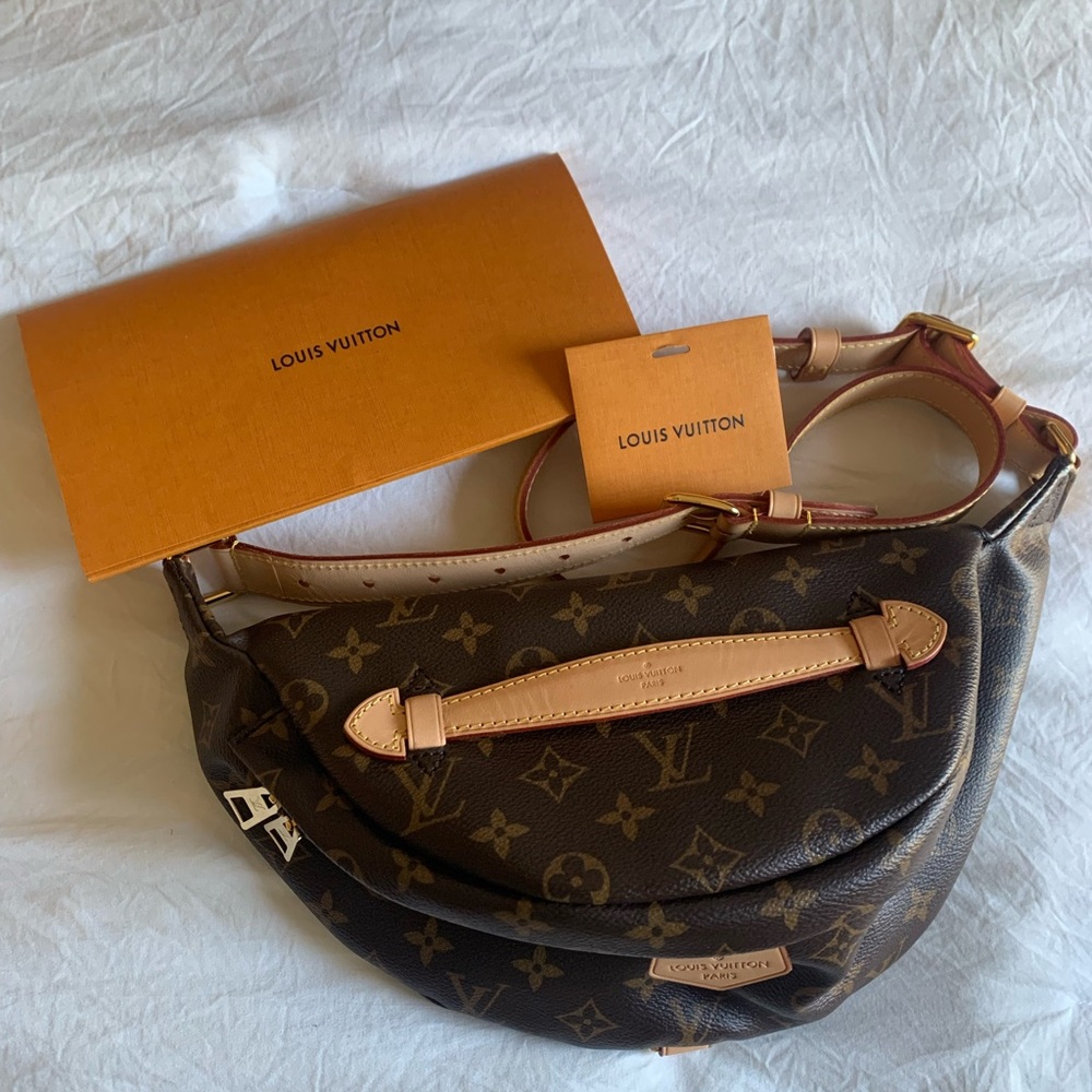 LV Louis Vuitton Discontinued Bumbag brown canvas authentic No trades